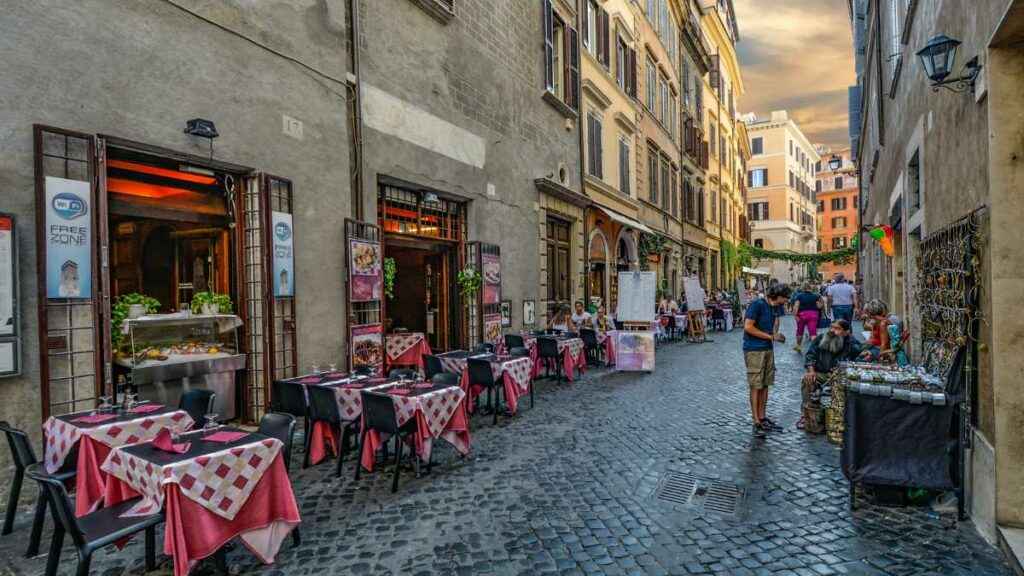 qual cidade italiana não é banhada pelo rio arno