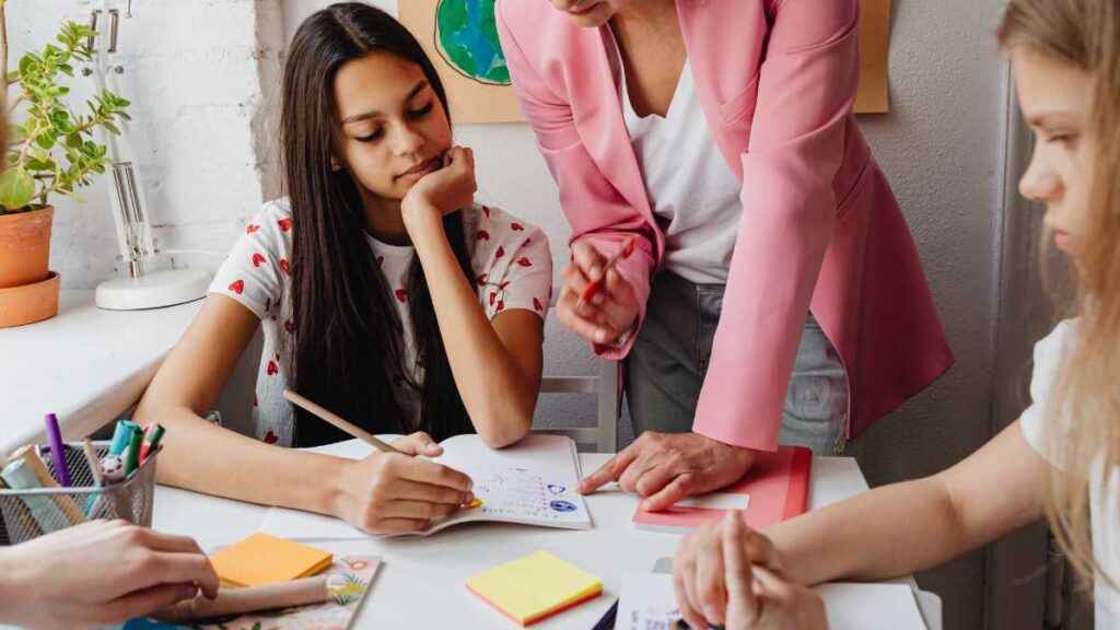 Ensino domiciliar pode ser aplicado à nível comunitário