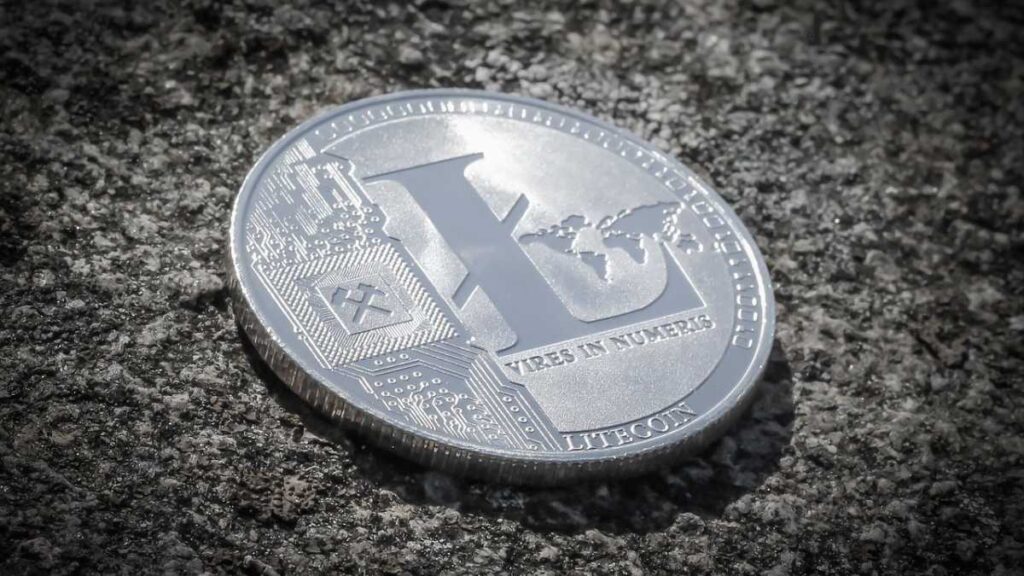 Vale a pena investir em Solana? Análise de potencial de crescimento e riscos